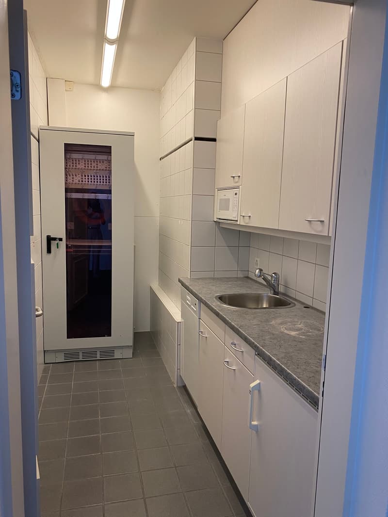 Geschäftshaus Nüschelerstrasse 30 (9)