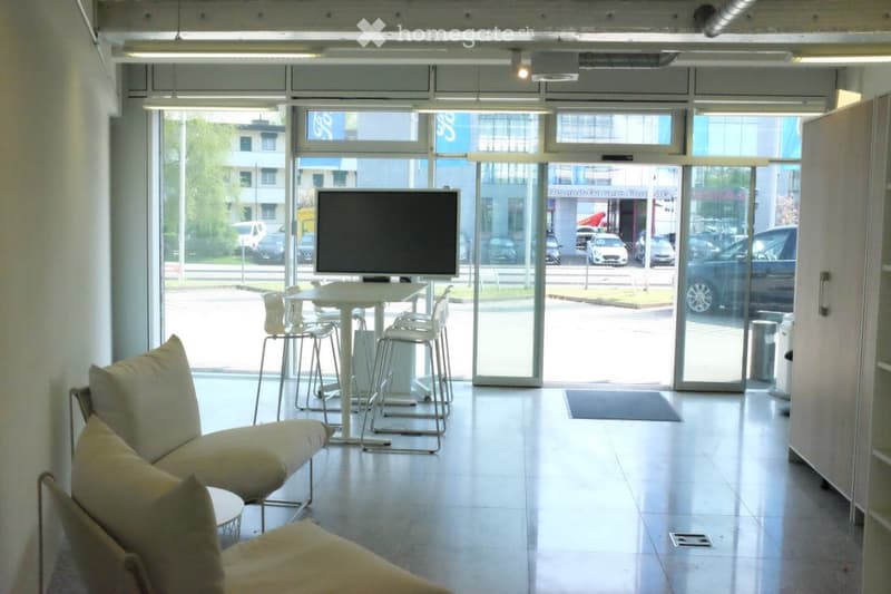 Zugang Erdgeschoss Büro