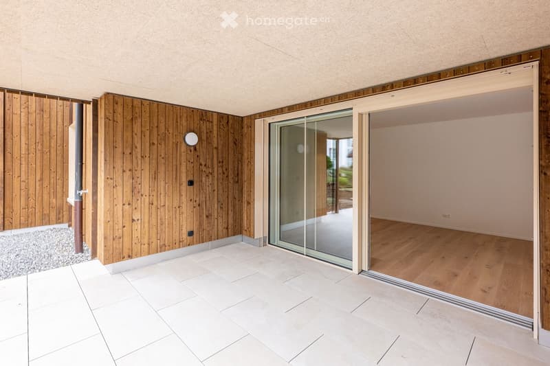 Helle 5.5 Zimmer Eigentumswohnung mit grossem Sitzplatz (9)