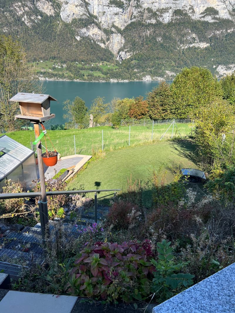 Charmantes 4.5-Zimmer-Reihenhaus mit Seeblick in Obstalden (25)