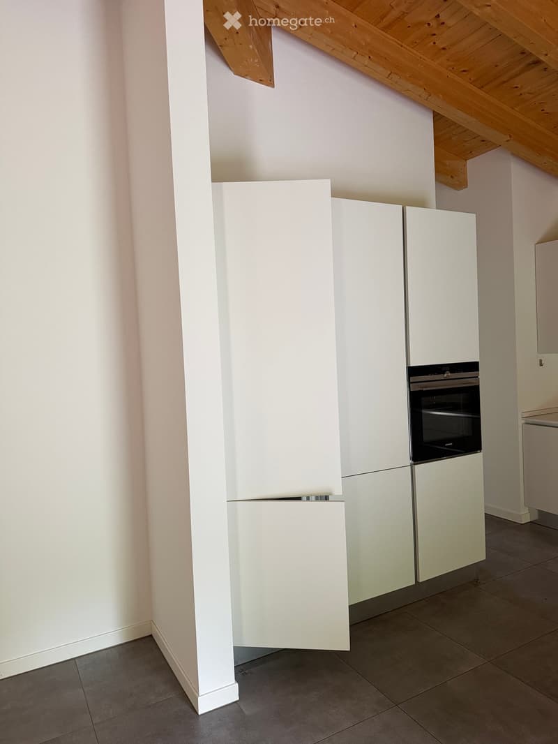 🏡 Affittasi Appartamento Luminoso ad Arzo – 4.5 locali | Posteggio interno incluso (9)