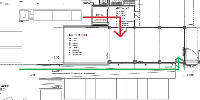 Floor plan with lift, entrance area, rooms, dimensions, and a ramp with a gradient of 5%.