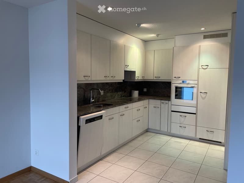 Frisch renovierte Wohnung an zentraler Lage (3)