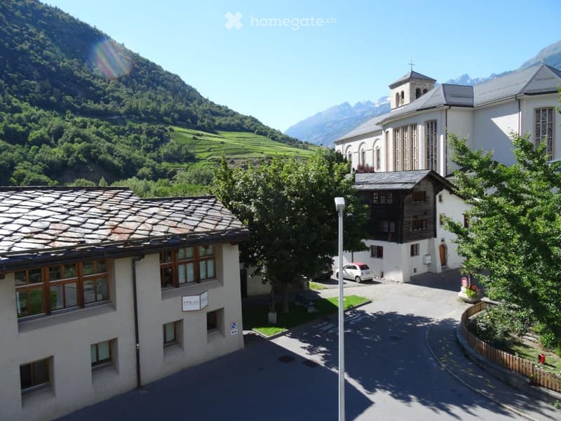 4.5 Zimmer Dachwohnung an bester Lage in Visp zu vermieten (1)