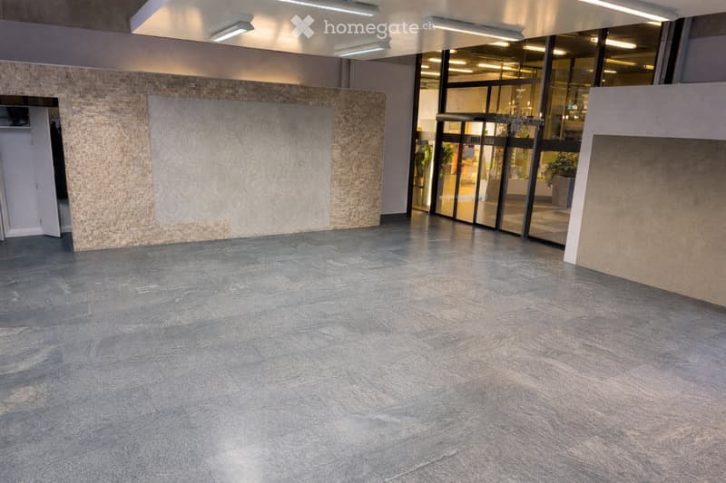 Moderne Geschäftsfläche im Zentrum von Gossau ZH (5)