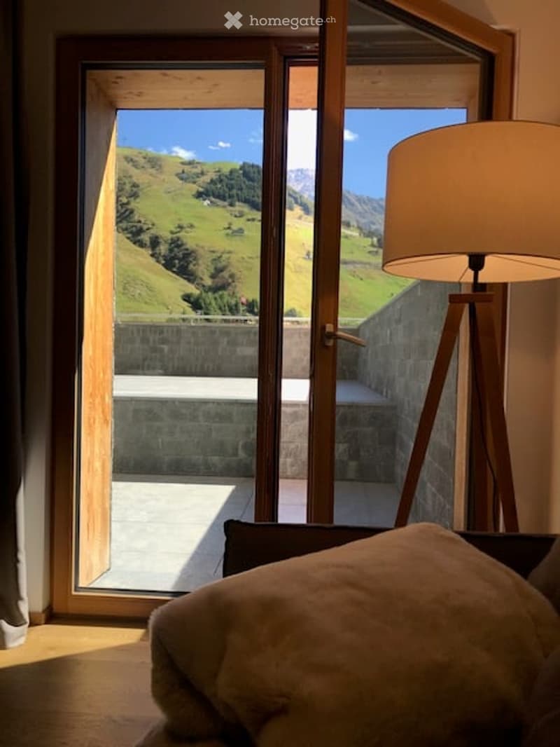 Wunderschöne Suite mit 50 m² Terrasse im exklusiven Reuss Village – Andermatt (3)