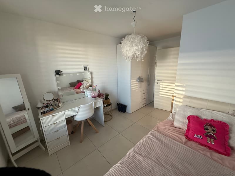 Moderne 4.5-Zimmerwohnung mit Terrasse & Top-Anbindung nahe Zürich (5)
