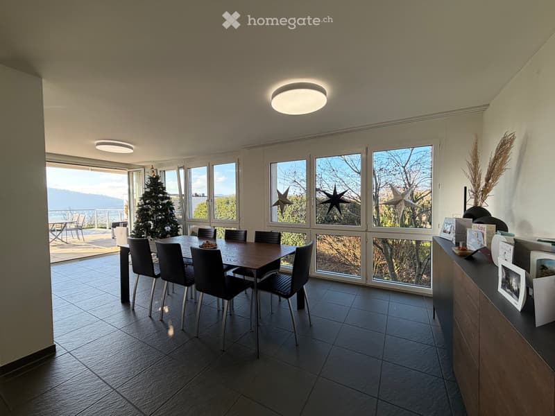 Spacious 8.5-room single-family house with stunning views in Walchwil (8)