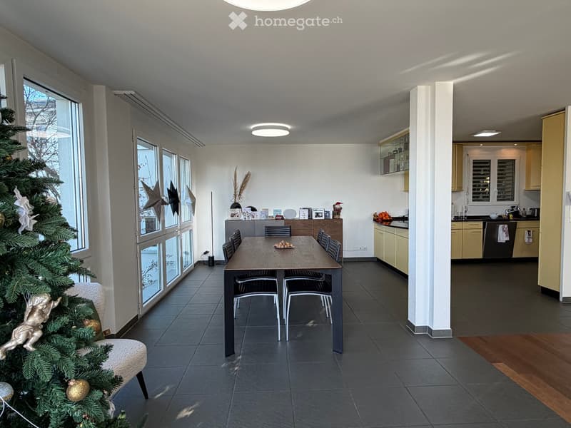 Spacious 8.5-room single-family house with stunning views in Walchwil (9)