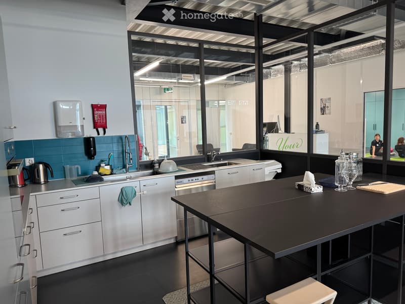 Espace commercial attrayant et individuel à Etoy (9)