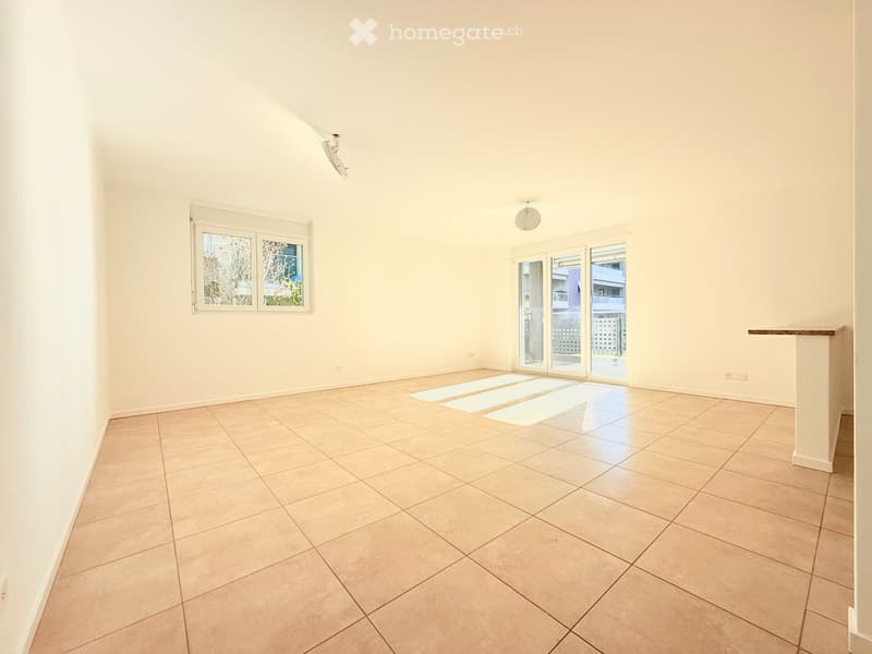 Dove il verde incontra la città: 4.5 locali con giardino privato (5)