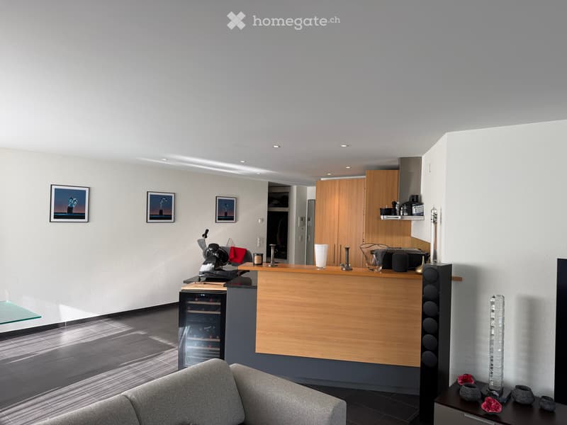 Möblierte 4.5-Zimmer-Wohnung in Wollerau (3)