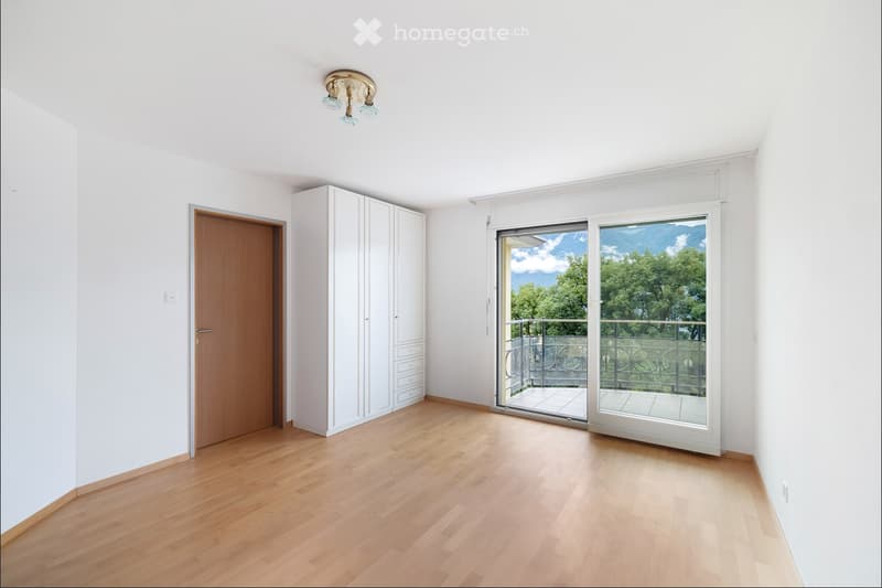 Grosszügige 4.5-Zimmer-Terrassenwohnung in Muralto mit Seeblick (11)