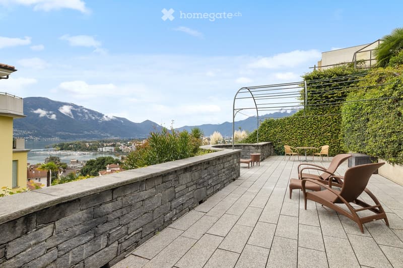 Grosszügige 4.5-Zimmer-Terrassenwohnung in Muralto mit Seeblick (2)