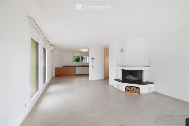 Grosszügige 4.5-Zimmer-Terrassenwohnung in Muralto mit Seeblick (3)