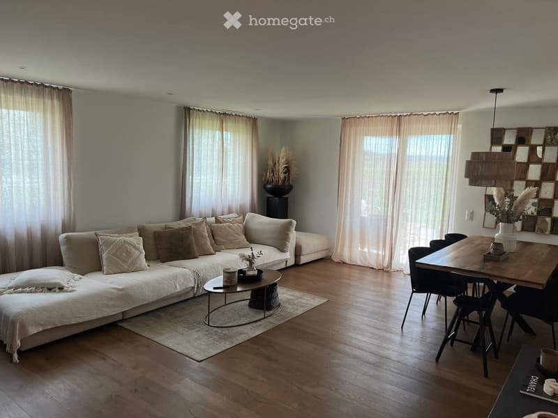EXKLUSIVE GARTENWOHNUNG MIT 180 M² PRIVATGARTEN & WEITSICHT (6)
