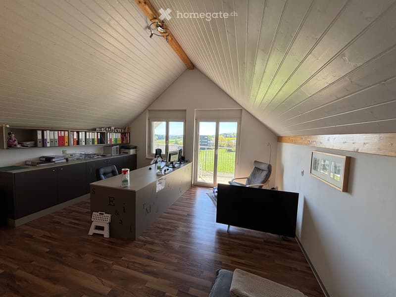 5 ½-Zimmer-Doppeleinfamilienhaus an sonniger, ruhiger Lage (17)