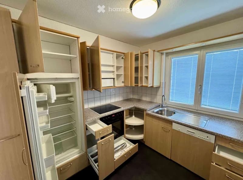 Charmante 4.5-Zimmer-Wohnung in ruhiger Lage in Zunzgen (6)