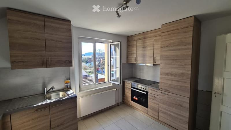 Charmante 3-Zimmer-Wohnung mit Balkon und Kamin in Oftringen (9)