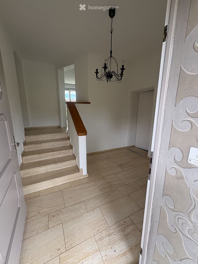 Herrschaftliches 6.5-Zimmer-Anwesen mit Garage, Geräte-/Hobby-Gebäude und grossem Garten in Dorf ZH (4)