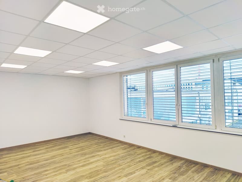 Büro-/Praxisraum in Zug (2)