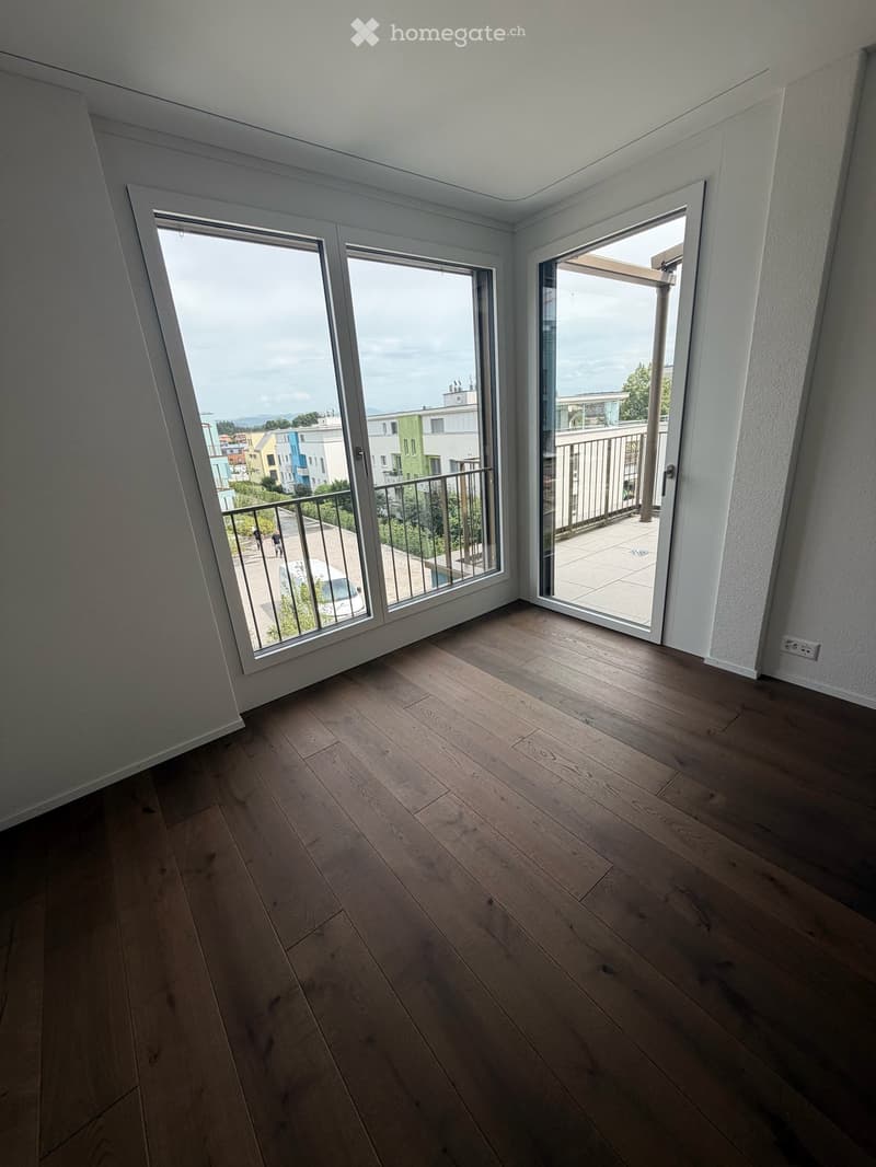 Neue 3.5-Zimmer-Wohnung mit Landschaftsblick in Illnau-Effretikon im Eigentum Ausbau. (8)
