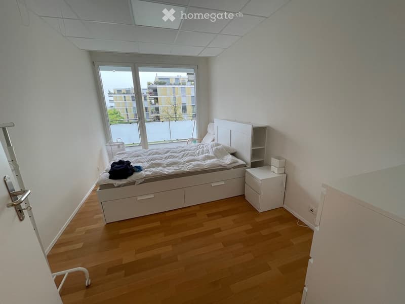 Möbliertes Einzelzimmer in WG/ Furnished single room in a shared apartment - CHF 1,600/month (5)
