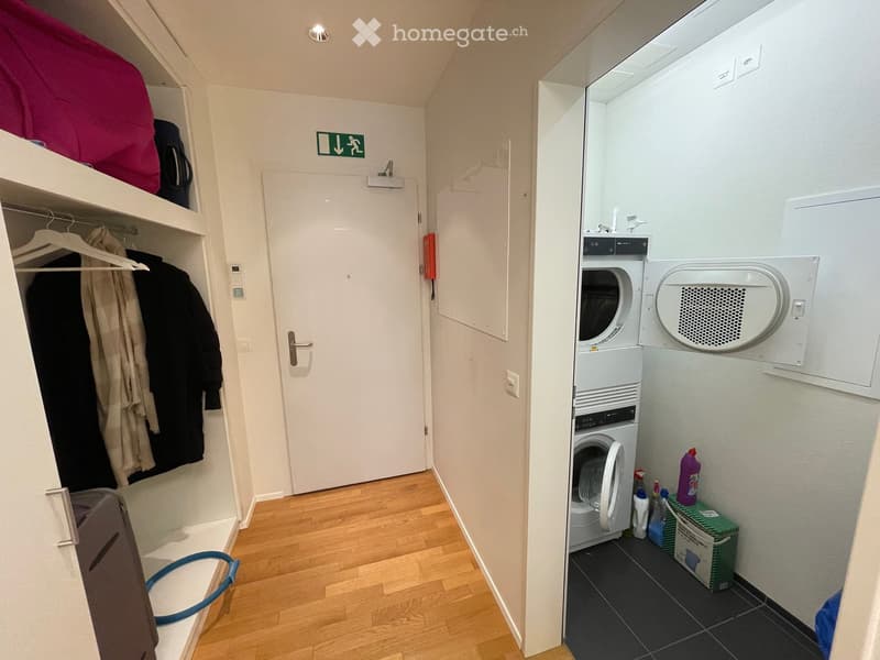 Möbliertes Einzelzimmer in WG/ Furnished single room in a shared apartment - CHF 1,600/month (2)