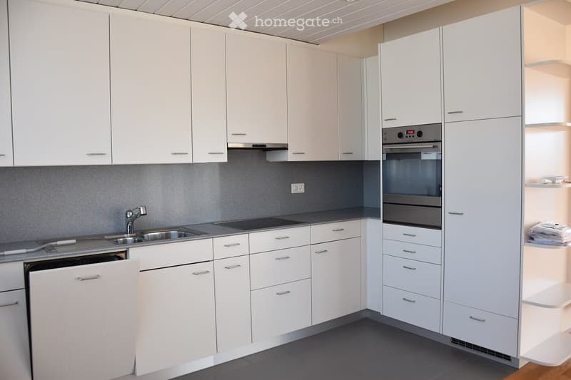 Sonnige 4.5-Zimmer-Dachwohnung mit Balkon in Dornach (7)