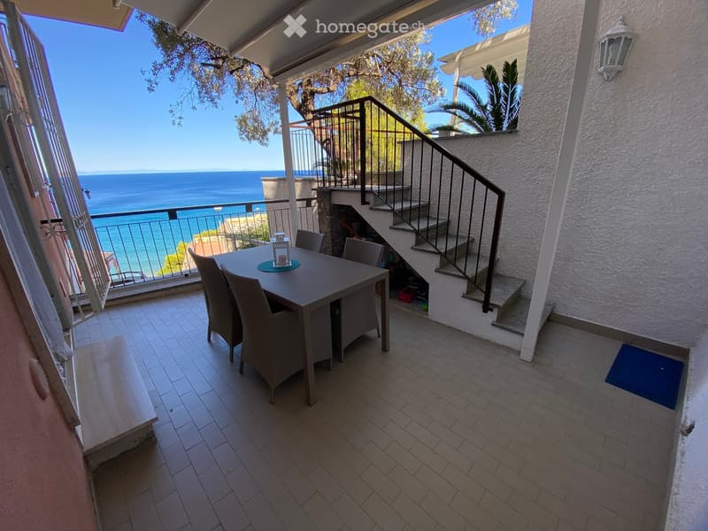 Appartamento con vista mare a Laigueglia – 2.5 locali moderni con balcone (7)