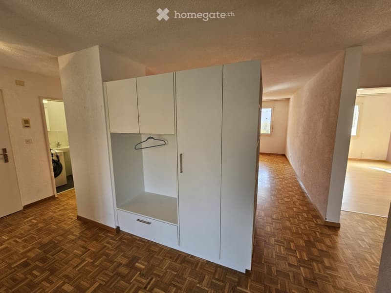 Charmante 4.5-Zimmer-Wohnung mit Balkon in Chur (3)