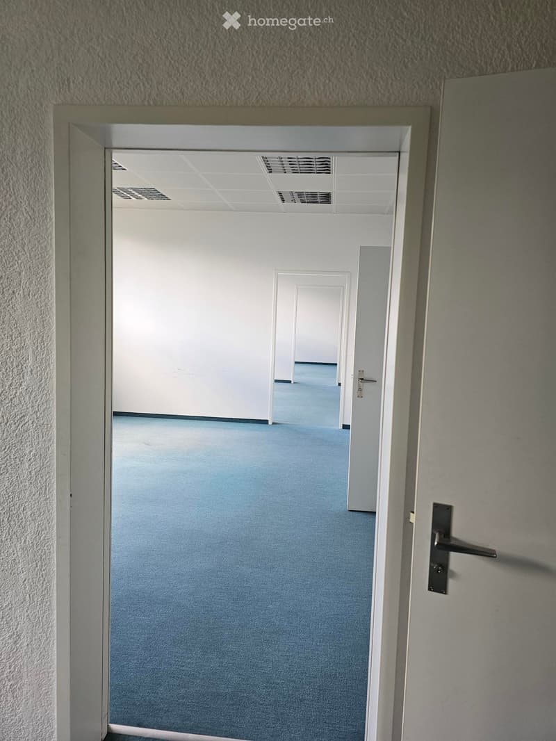 Helle Bürofläche von 360 m² im 1. OG an zentraler Lage in Brugg AG – sofort verfügbar (7)