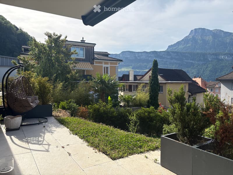 Terrasse mit Bergsicht