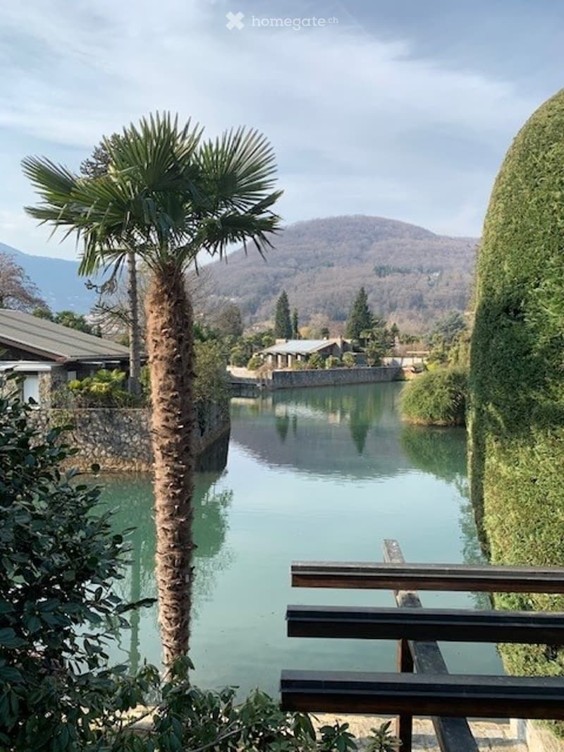 Ferienvilla mit Swimmingpool und Bootsplatz direkt am See (5)