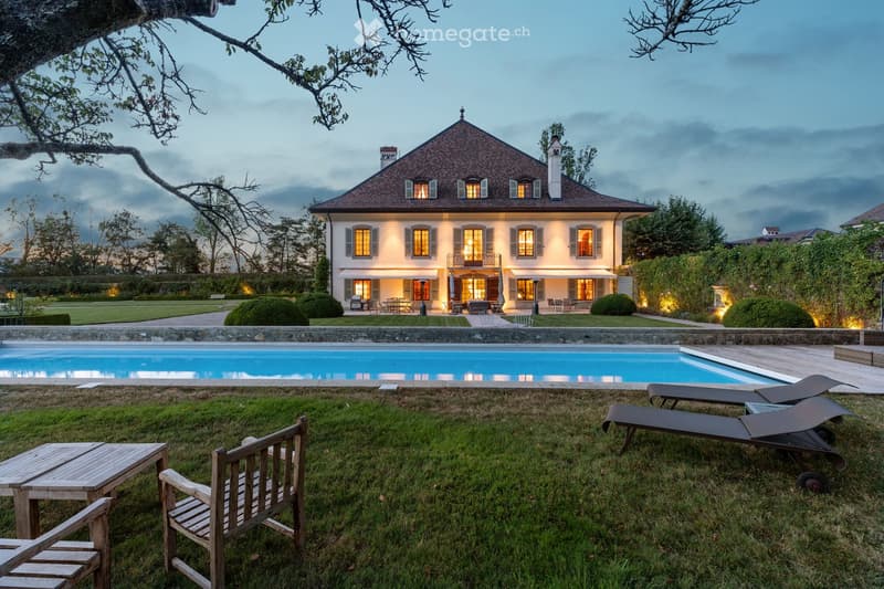 House. Large, elegant house with swimming pool in the garden