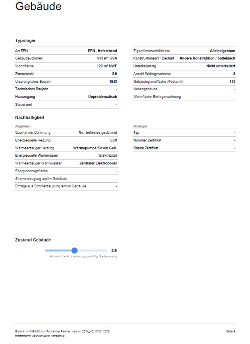 Document showing building specifications and energy efficiency details, including construction type, volume, living space, year built, and energy ratings.