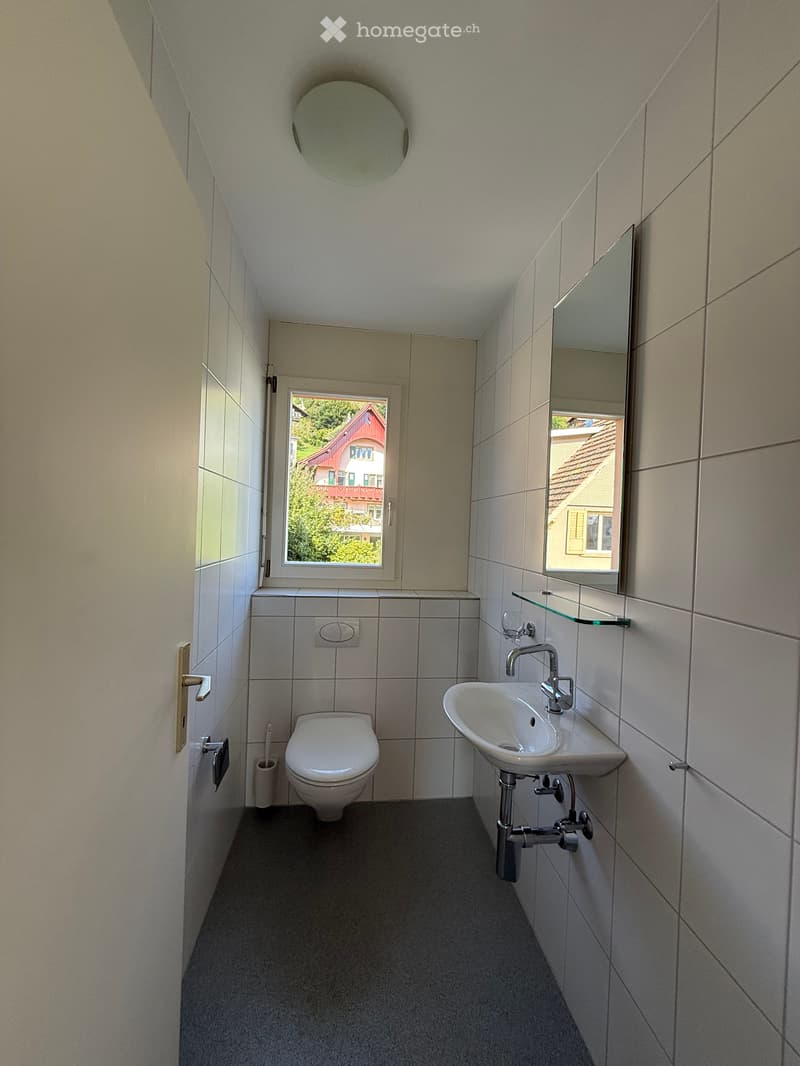 Gemütliche 3.5-Zimmer-Wohnung mit Seeblick in Unterägeri (11)