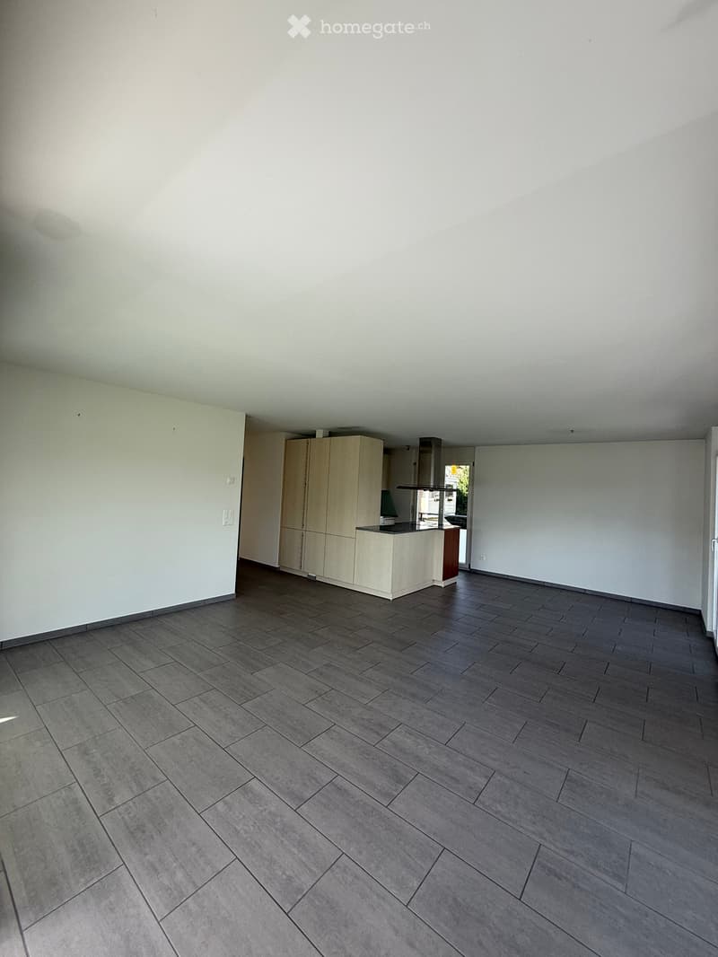 Gemütliche 3.5-Zimmer-Wohnung mit Seeblick in Unterägeri (12)