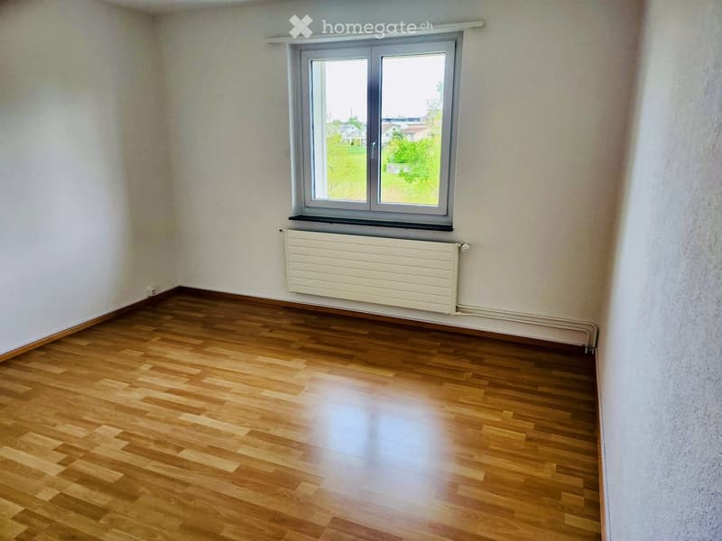 Helle 3.5-Zimmer-Wohnung mit Balkon in Rickenbach TG – ab sofort verfügbar (4)