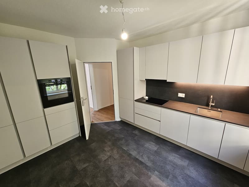 Stilvolle 2.5-Zimmer-Wohnungen in charmantem Mehrfamilienhaus (7)