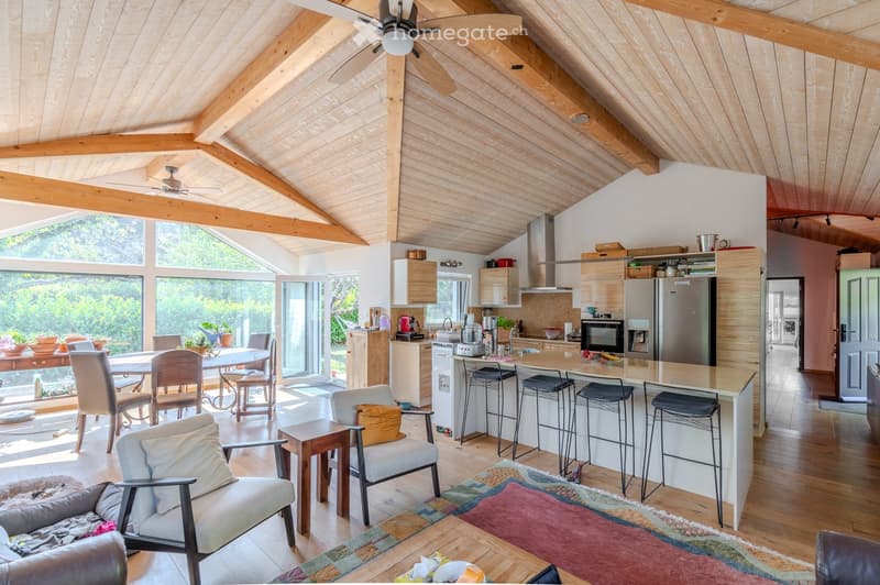 {"type": "Furnished Room", "objects": ["sofa", "chair", "table", "stool", "refrigerator", "oven", "dishwasher", "kitchen island", "stool", "stool", "stool", "stool", "stool", "stool", "stool", "stool", "stool", "stool", "stool", "stool", "stool", "stool",