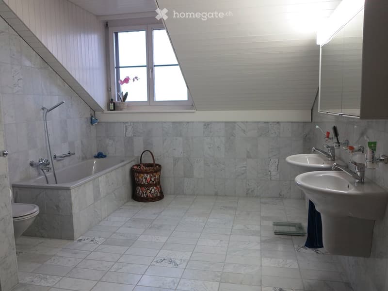 Badezimmer - Badewanne