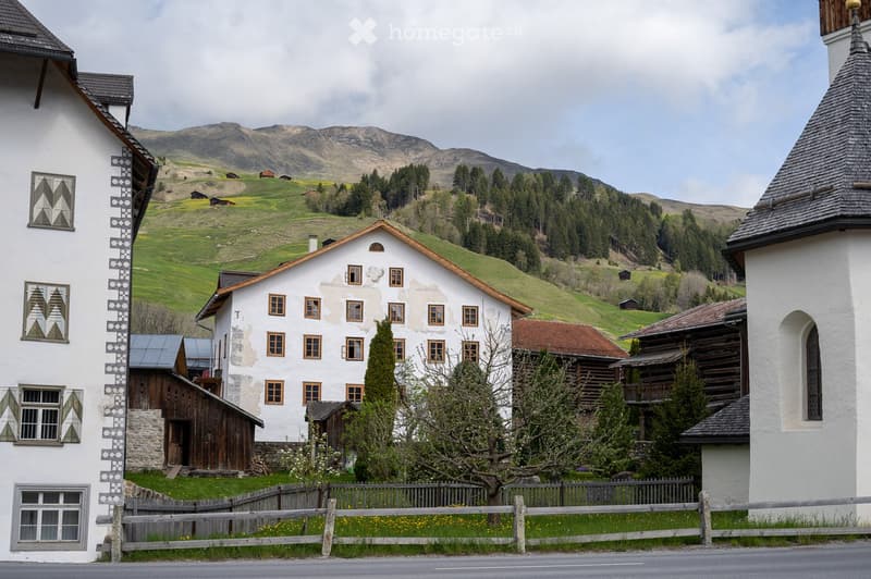 Casti Demont, Casa Grischa, Kappelle San Roc