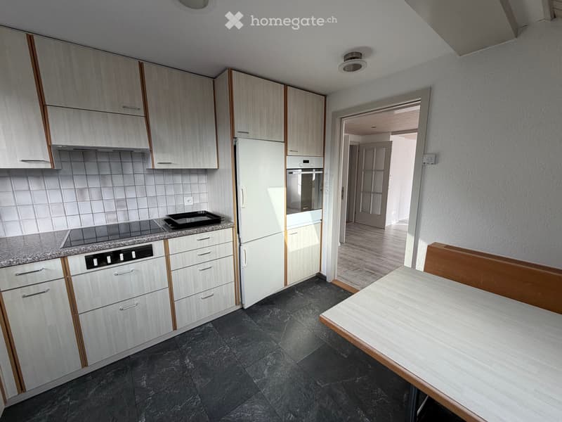 5,5 Zi. Dachwohnung in Steinen (8)