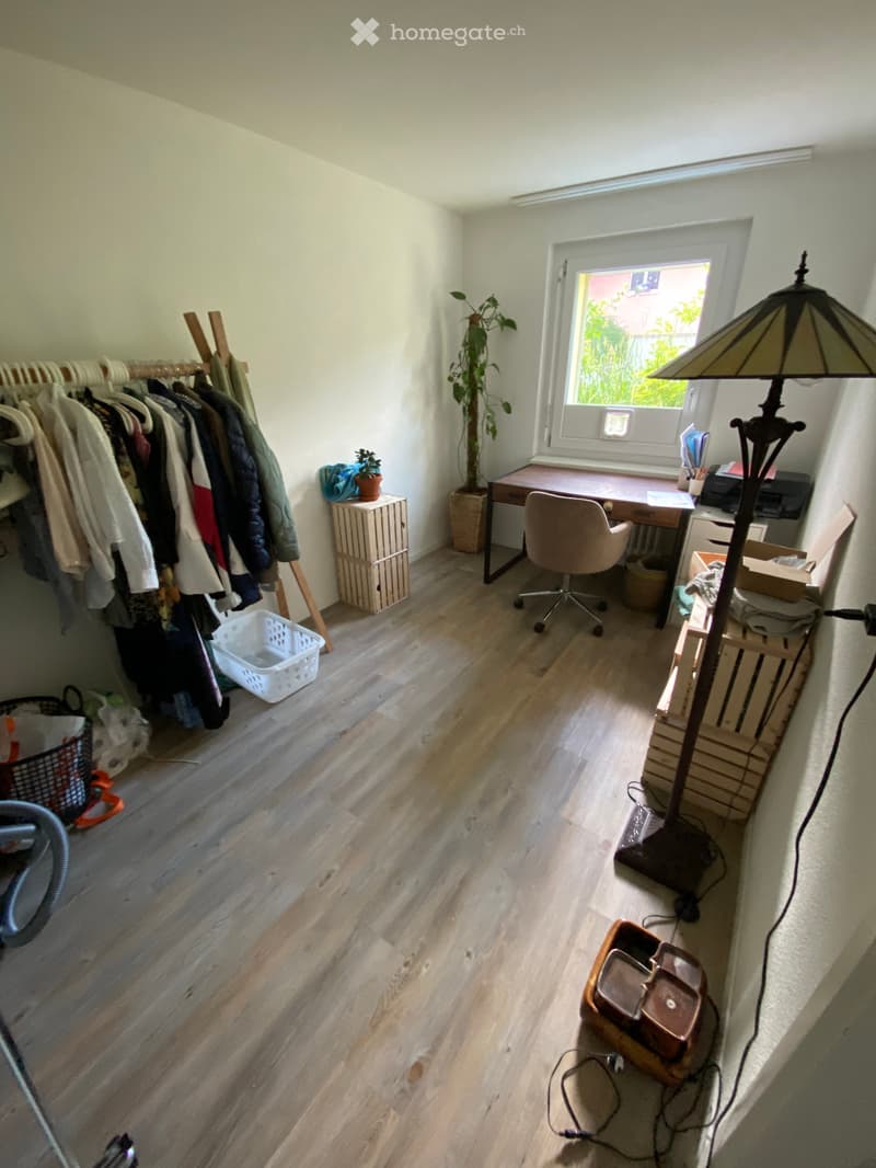 Gemütliche 3.5-Zimmer-Wohnung in Kollbrunn – ruhige Lage mit Balkon (5)