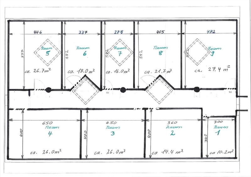 9 rooms, including 6 private rooms, 3 shared spaces, various sizes
