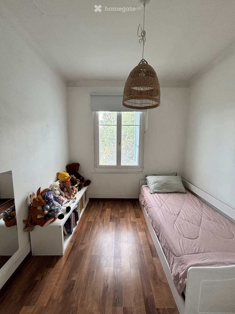Duplex 6 pièces 130 m² – Jardin, balcon, école en face – CHF 2'500/mois CC (11)