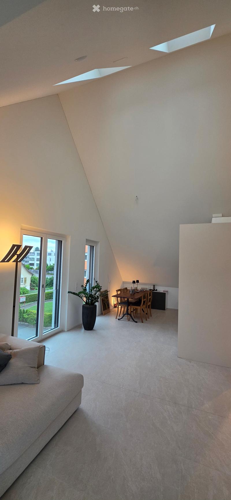 Moderne 2.5-Zimmer-Neubauwohnung in Dübendorf (2)
