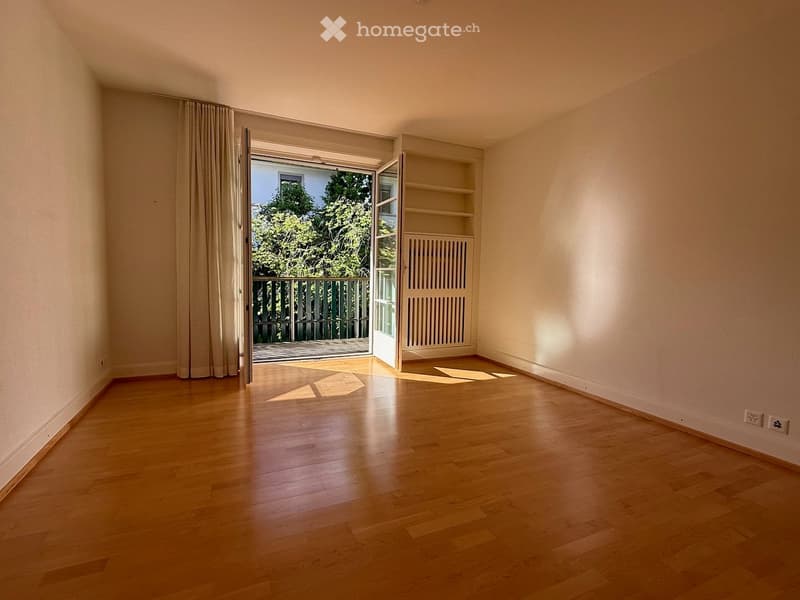 Schönes Zimmer 3 mit Balkonzugang
