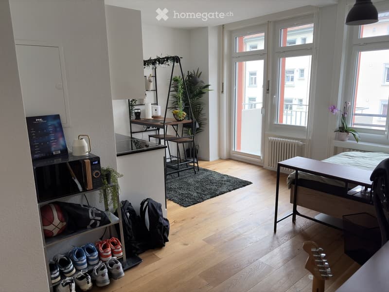 {"type": "Furnished Room", "objects": ["ball", "guitar", "ball", "ball", "ball", "ball", "ball", "ball", "ball", "ball", "ball", "ball", "ball", "ball", "ball", "ball", "ball", "ball", "ball", "ball", "ball", "ball", "ball", "ball", "ball", "ball", "ball"